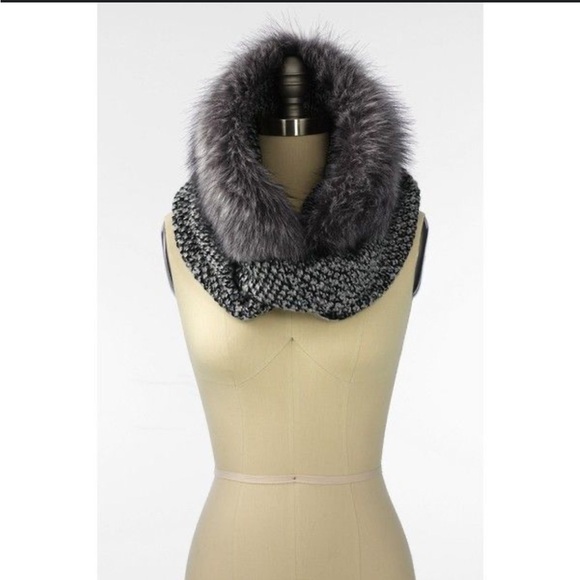 Lands End Faux Fur Infinity Scarf - Picture 1 of 5